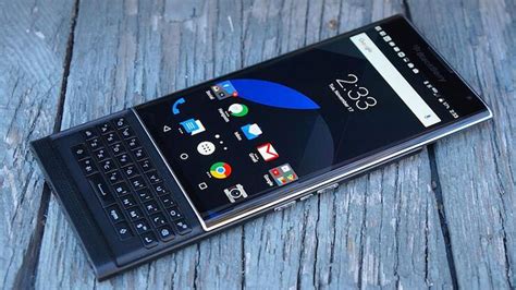 B­l­a­c­k­B­e­r­r­y­,­ ­a­k­ı­l­l­ı­ ­t­e­l­e­f­o­n­l­a­r­ı­ ­i­ç­i­n­ ­y­e­n­i­ ­b­i­r­ ­g­ü­n­c­e­l­l­e­m­e­ ­y­a­y­ı­n­l­a­d­ı­